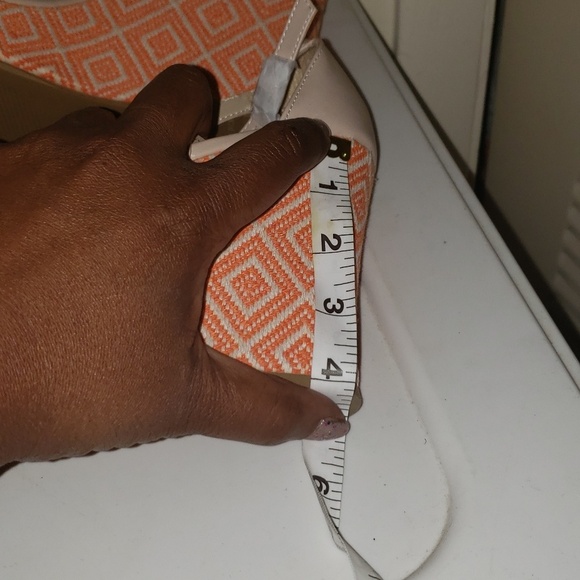 Beautiful  Tangerine Wedge(size 12w) - Picture 4 of 4